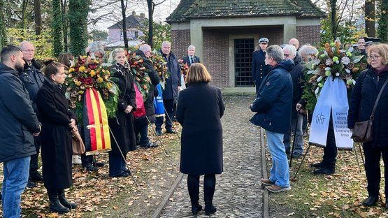 Gedenken auf dem Geestemünder Friedhof in Bremerhaven 